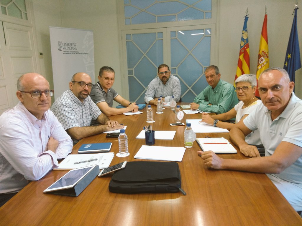 10-07-18-reunión director general cooperación generalitat
