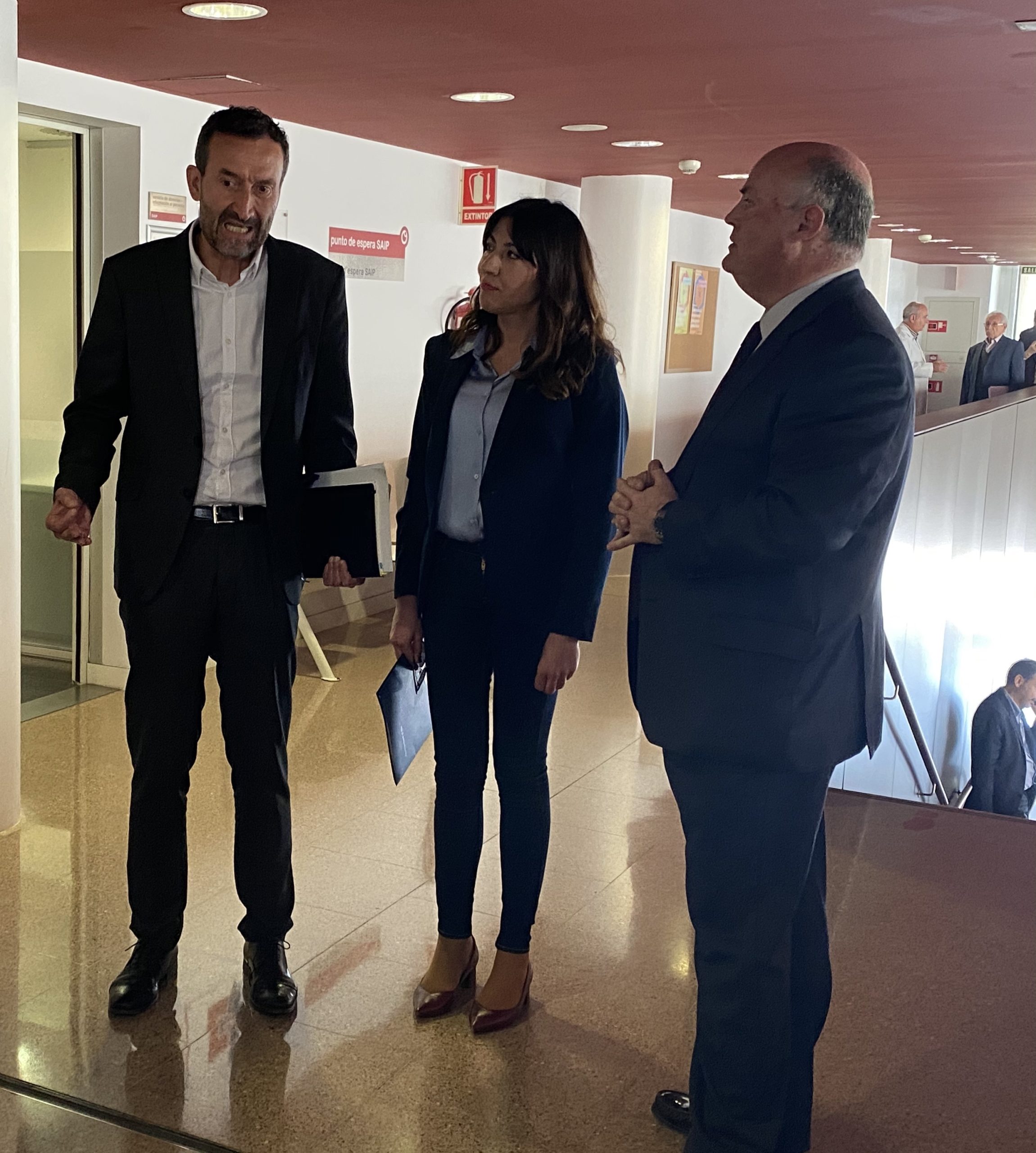 foto-de-archivo-del-consejero-delegado-de-ribera-salud-con-el-alcalde