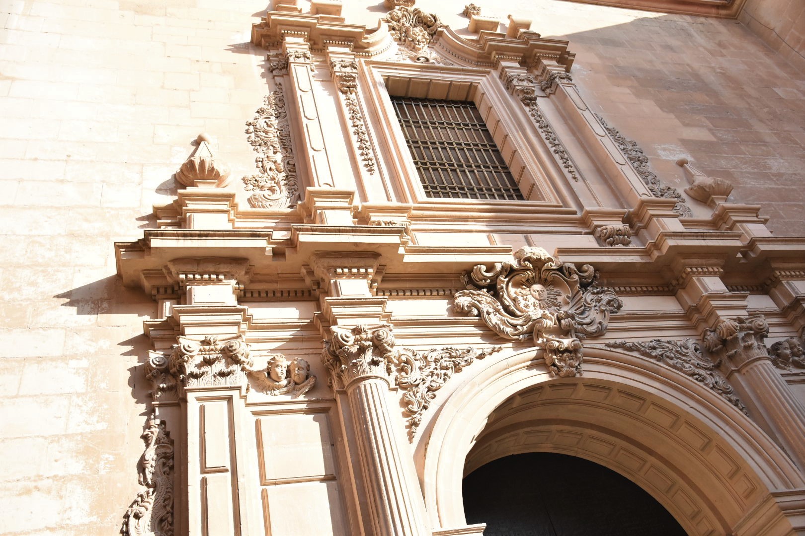 SantaMaria_Exterior_01.jpg