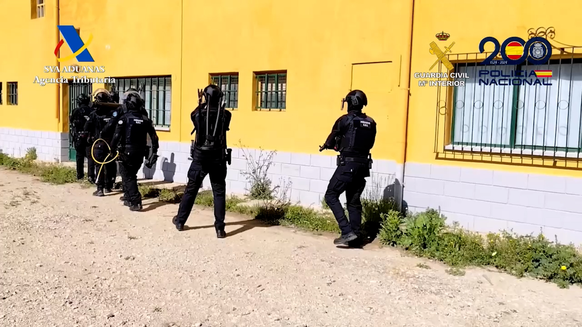 Policía tabaco 2025