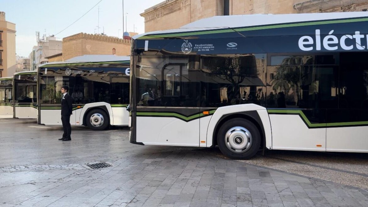 Elche-incorpora-seis-nuevos-autobuses-100-electricos-a-su-flota-1170x659