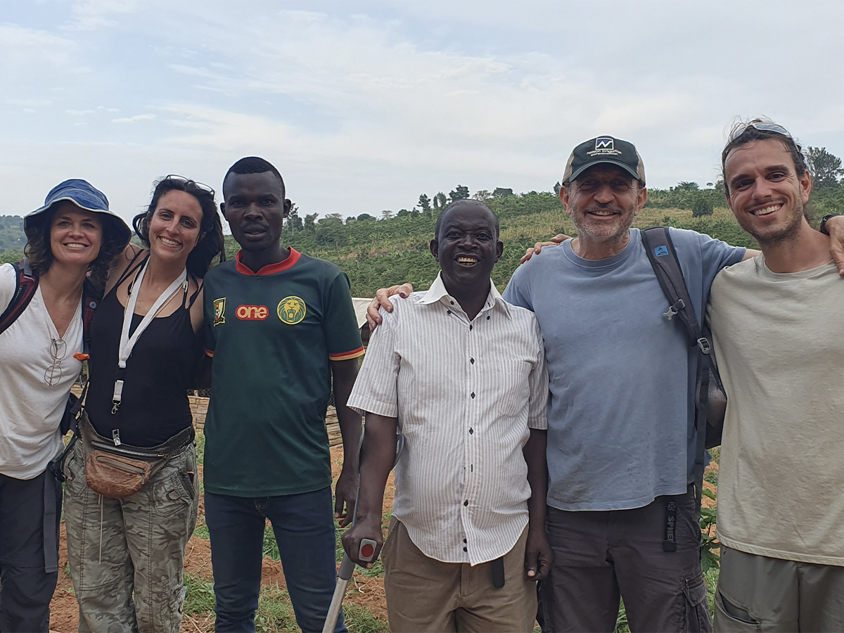 16-07-25-proyecto Uganda (3)