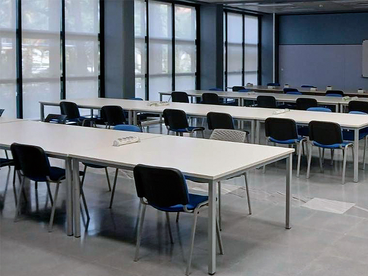 14-10-25-aula de estudio (RETOCADA)